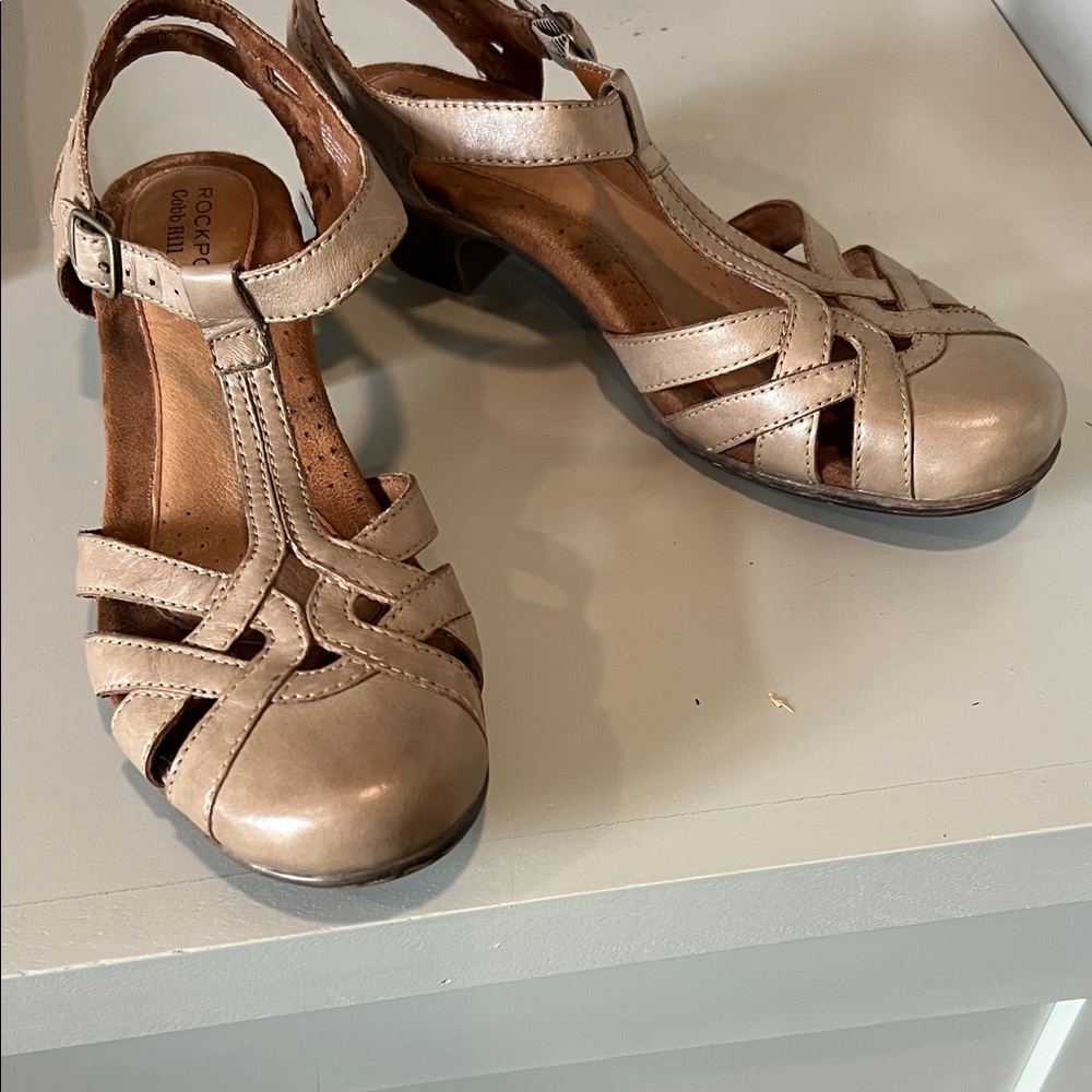 Rockport Women's Beige Strappy Heels size 9M